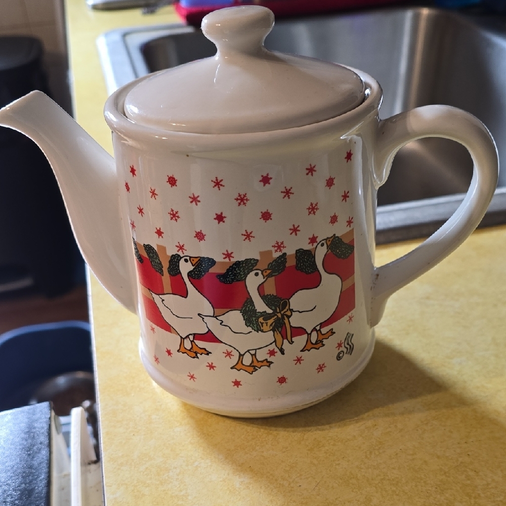 vintage ceramic teapot with a goose or duck motif. 1970's Christmas Themed.